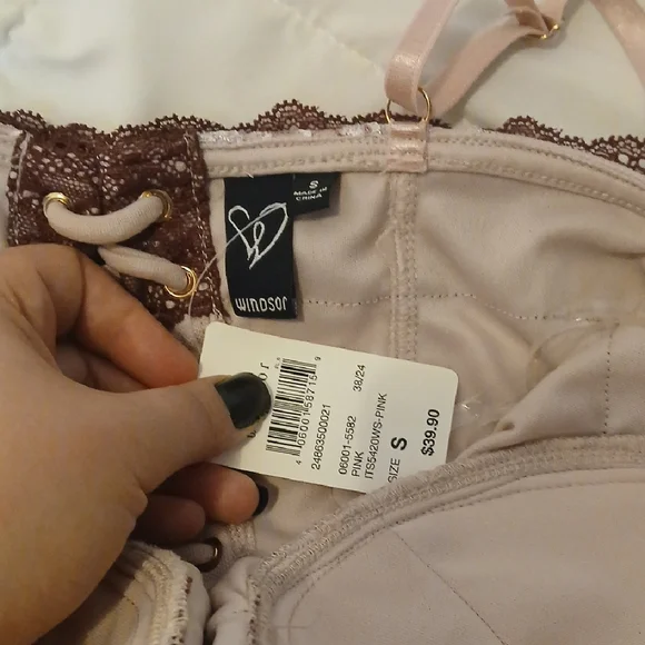 Windsor Lace Bustier in Pink NWOT - Picture 3 of 3